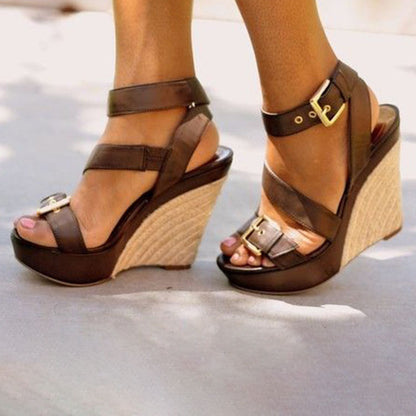 Sandali Ortopediche Aggraziate dal Look Moderno