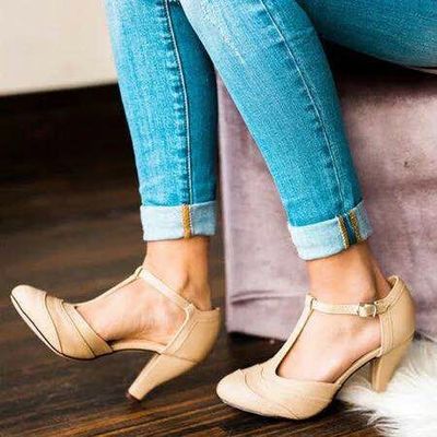 Sandali Ortopediche Aggraziate dal Look Moderno