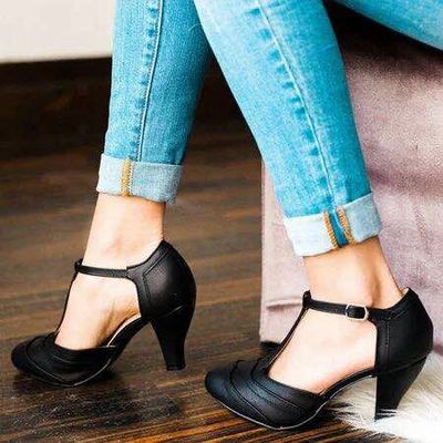 Sandali Ortopediche Aggraziate dal Look Moderno