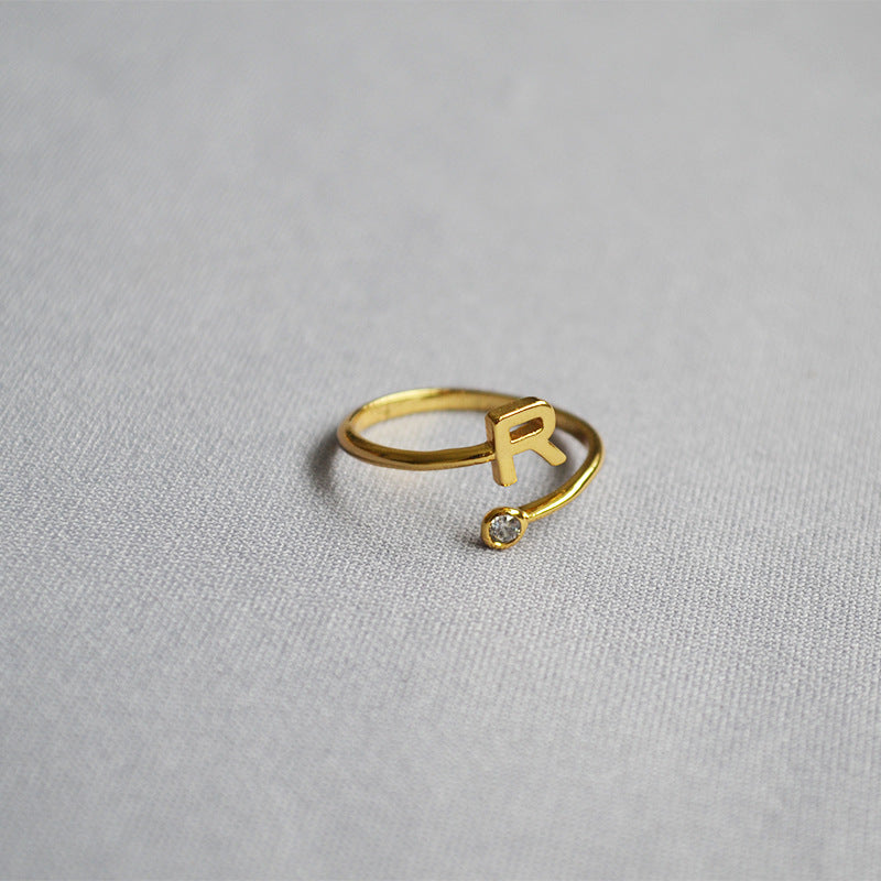 Anello classico dal fascino senza tempo