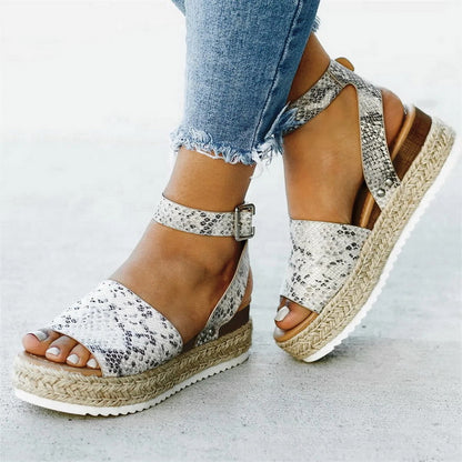 Sandali Ortopediche Aggraziate dal Look Moderno