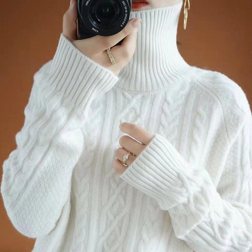 Maglione dal design curato