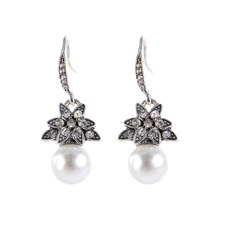 Perla Orecchino vintage fatto a mano