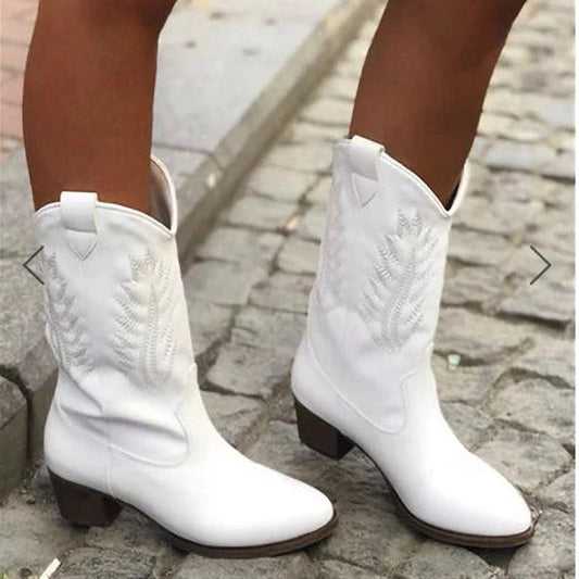 Stivali Ortopediche Aggraziate dal Look Moderno