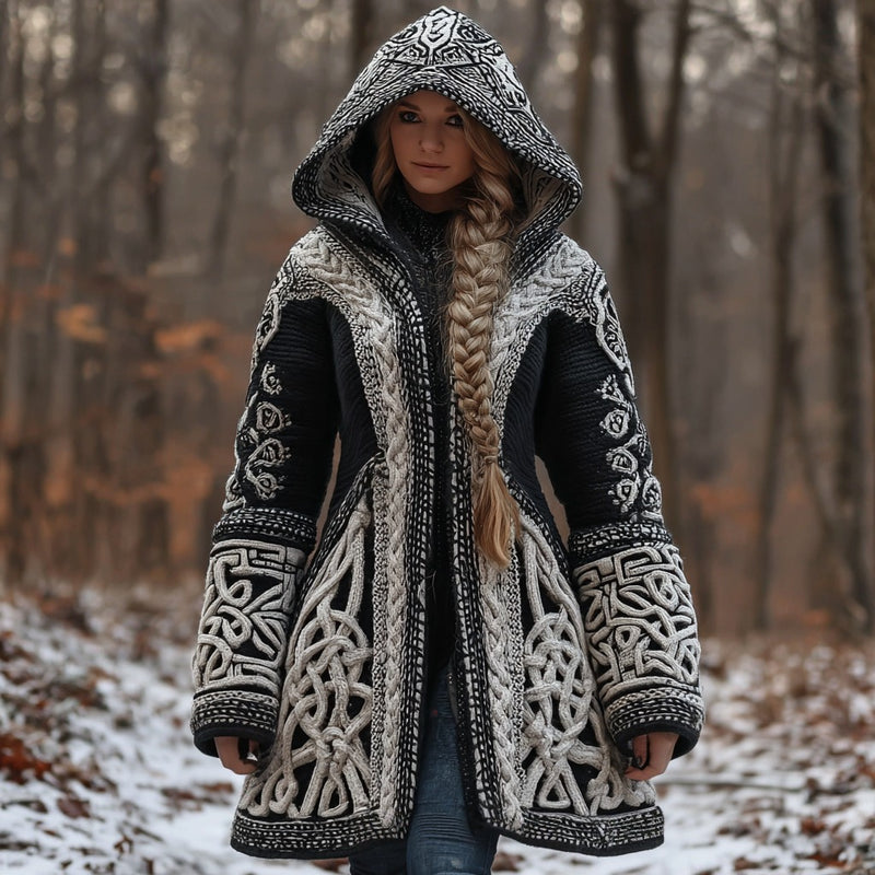 Cardigan dal design curato