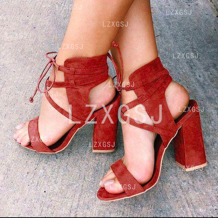 Sandali Ortopediche Eleganti per Ogni Passo