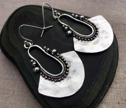 Orecchino stupendo per uso quotidiano