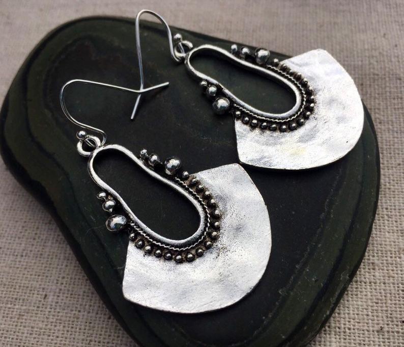 Orecchino stupendo per uso quotidiano