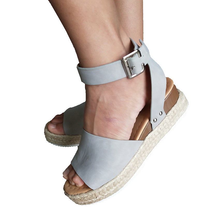 Sandali Ortopediche Aggraziate dal Look Moderno