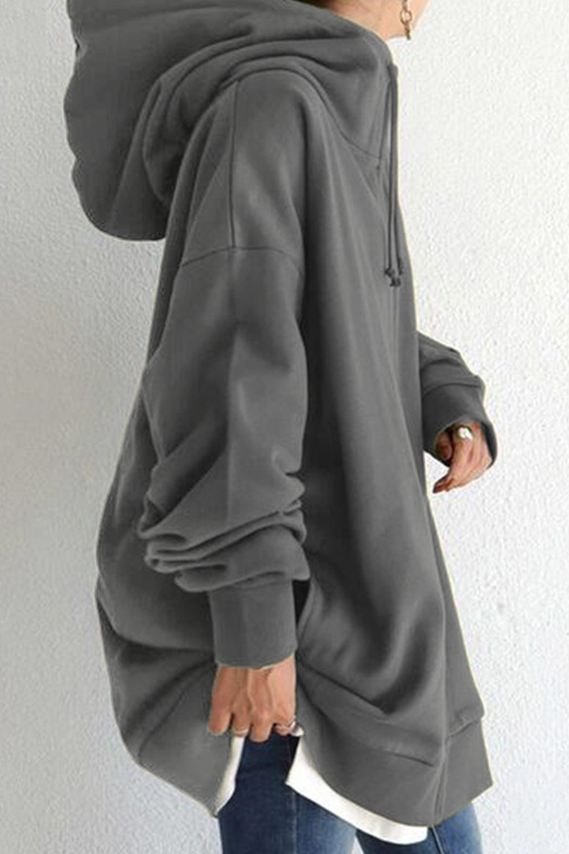 ER | Top invernale alla moda e minimalista