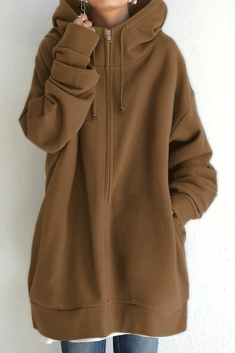 ER | Top invernale alla moda e minimalista