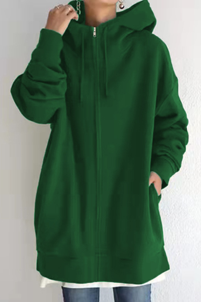 ER | Top invernale alla moda e minimalista