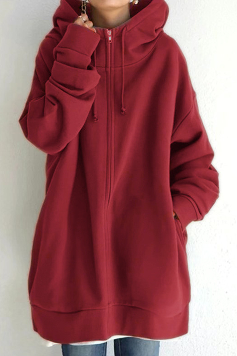 ER | Top invernale alla moda e minimalista