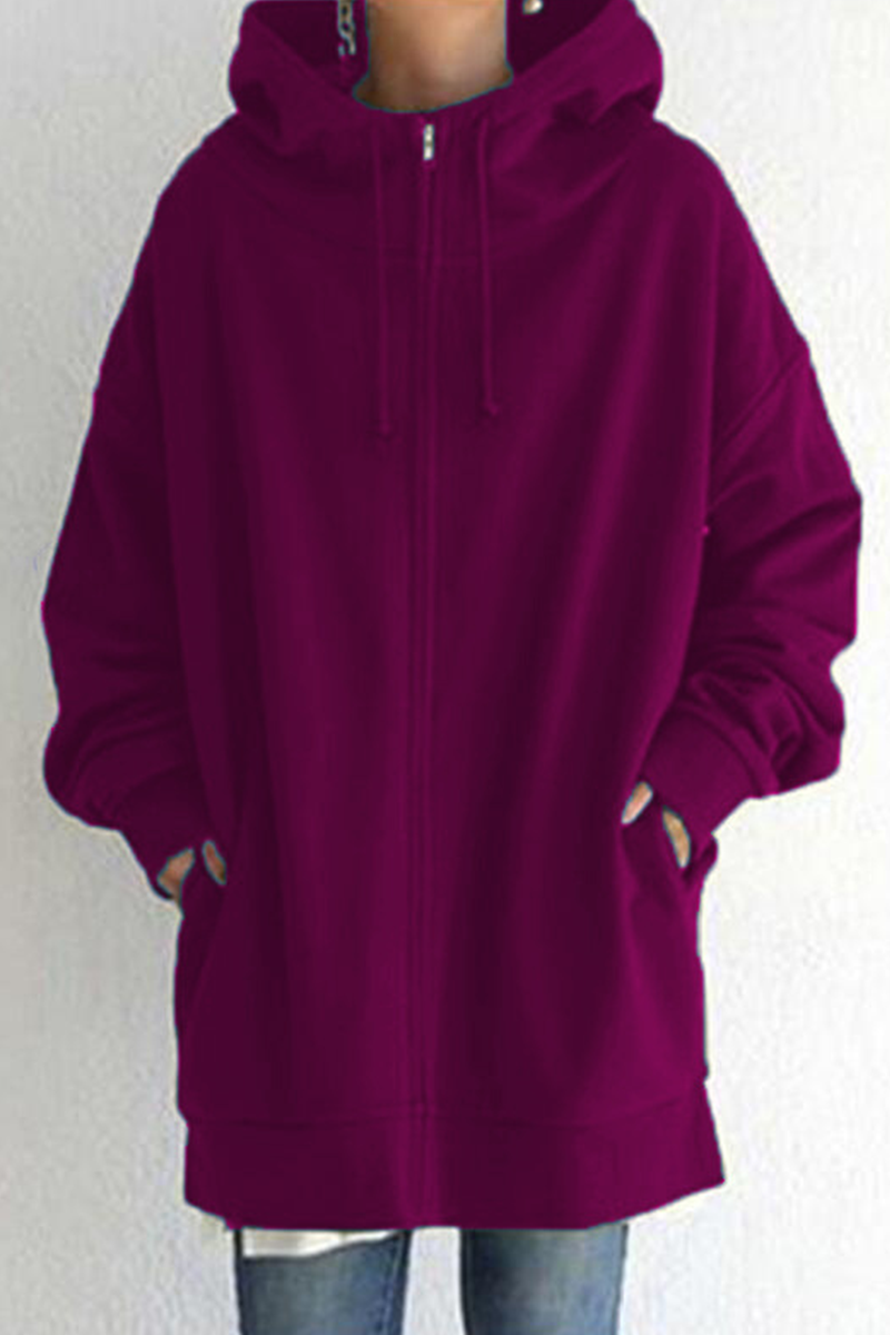 ER | Top invernale alla moda e minimalista