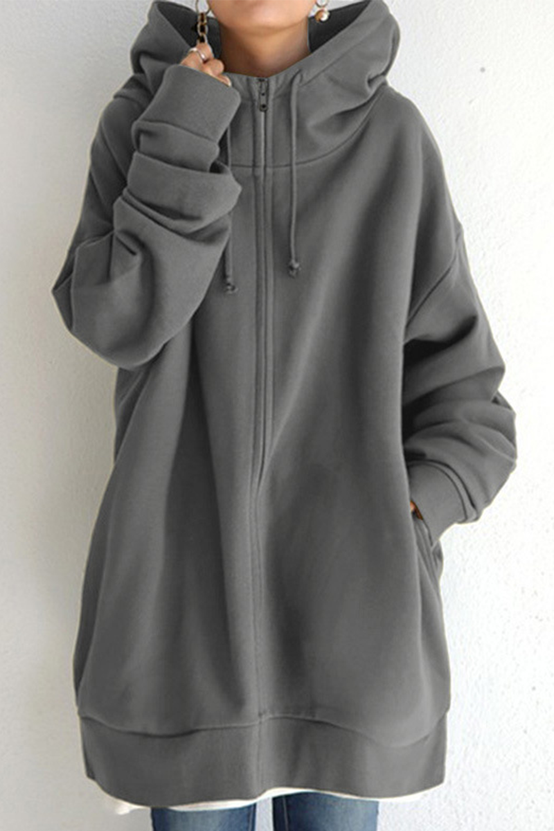 ER | Top invernale alla moda e minimalista
