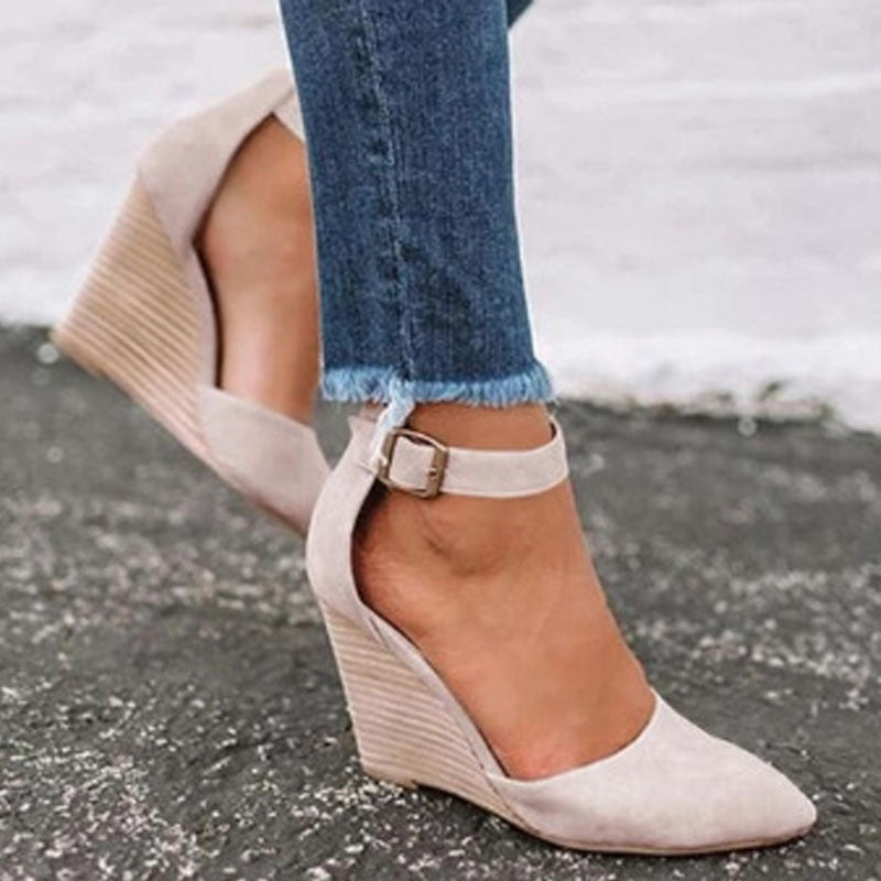 Scarpe Ortopediche Eleganti per Ogni Passo