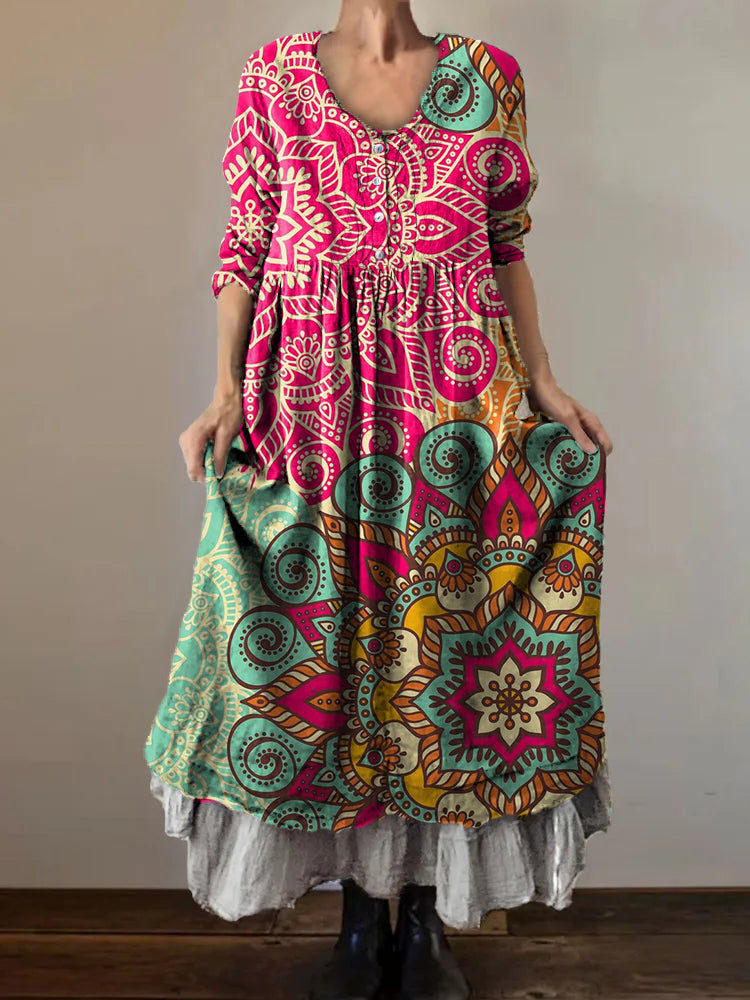 Vestito dal design curato