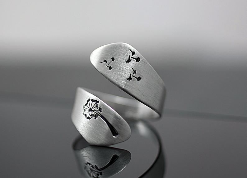 Anello classico dal fascino senza tempo