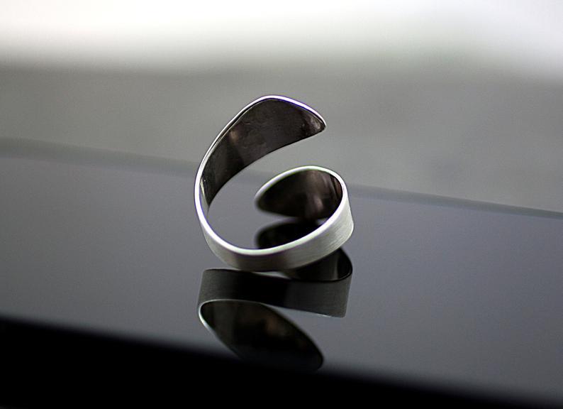 Anello classico dal fascino senza tempo