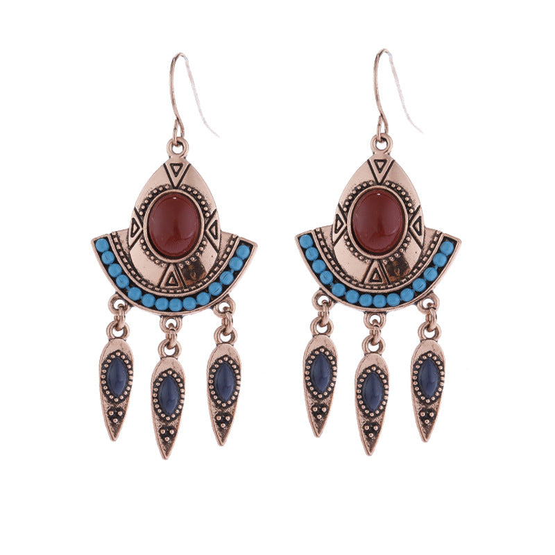 Orecchino artigianale delicato