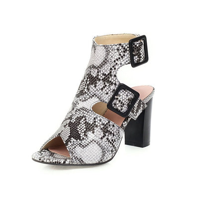 Sandali Ortopediche Aggraziate dal Look Moderno