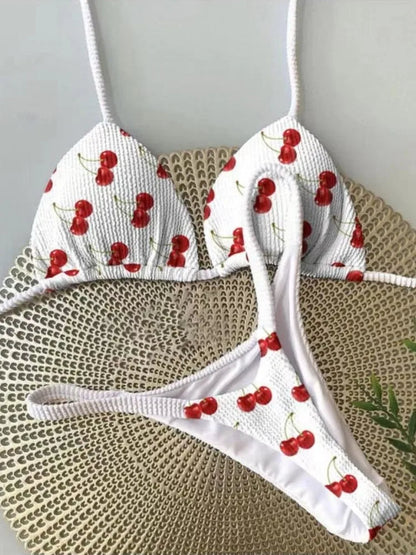 Elizabeth® | Effortless and Bikinis