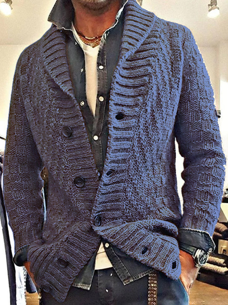 Cardigan dal design classico