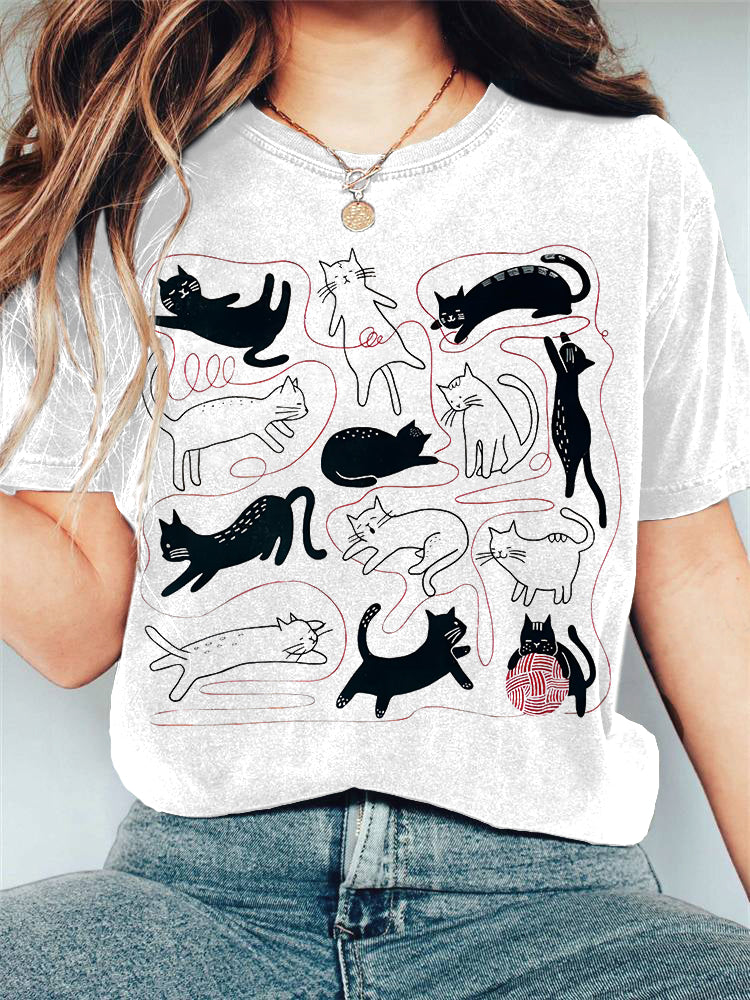 Funny Cats Art Print Vintage T-Shirt elevenforest
