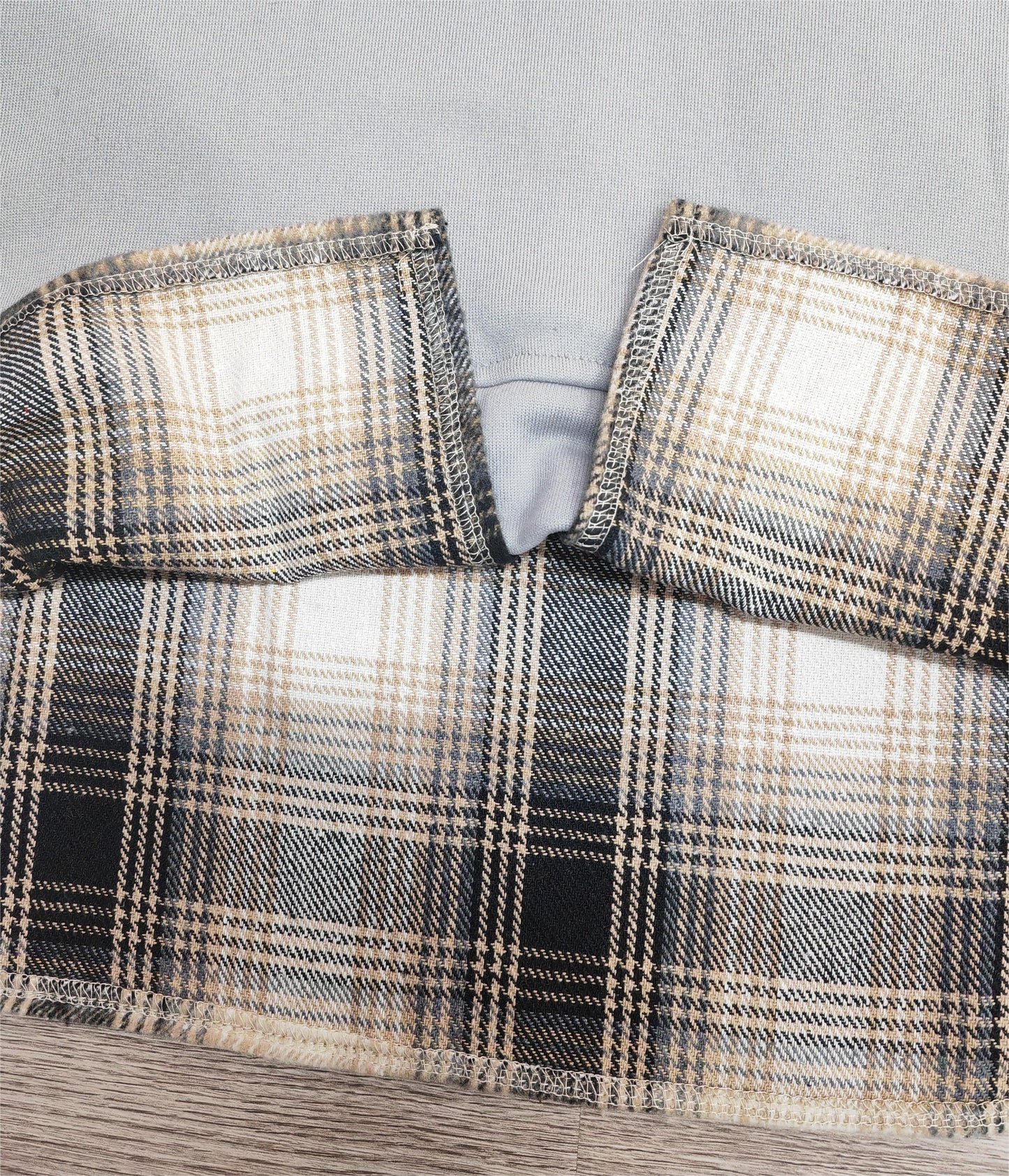 LP | Confortevole felpa patchwork a maniche lunghe