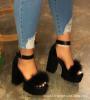 Sandali Ortopediche Aggraziate dal Look Moderno
