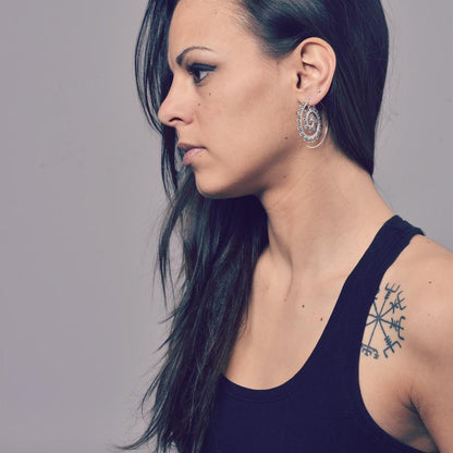 Orecchino bellissimo con stile unico