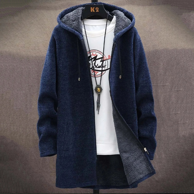 Cardigan dal design curato