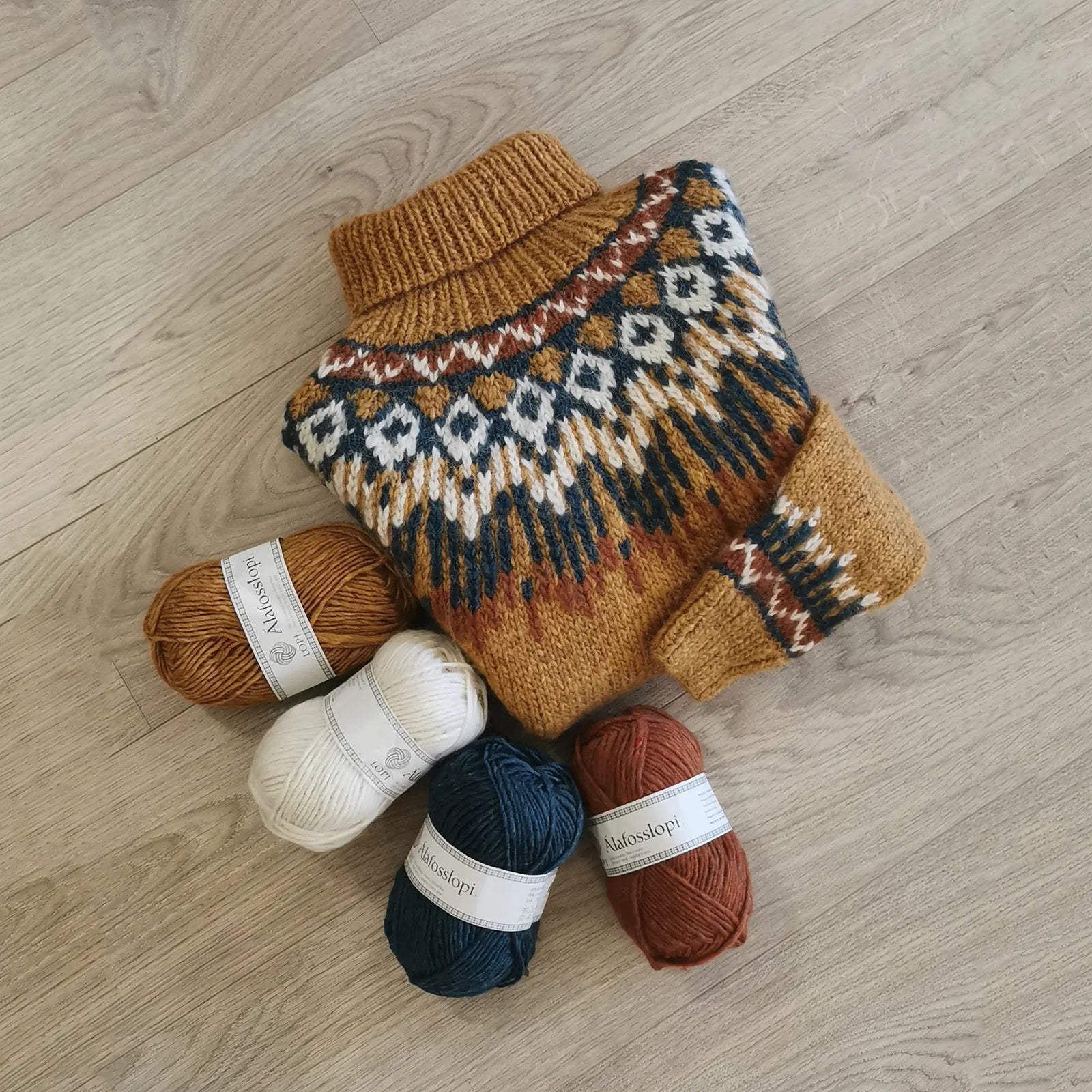 Vintage Fairman Island Wave Print Turtleneck Sweater elevenforest