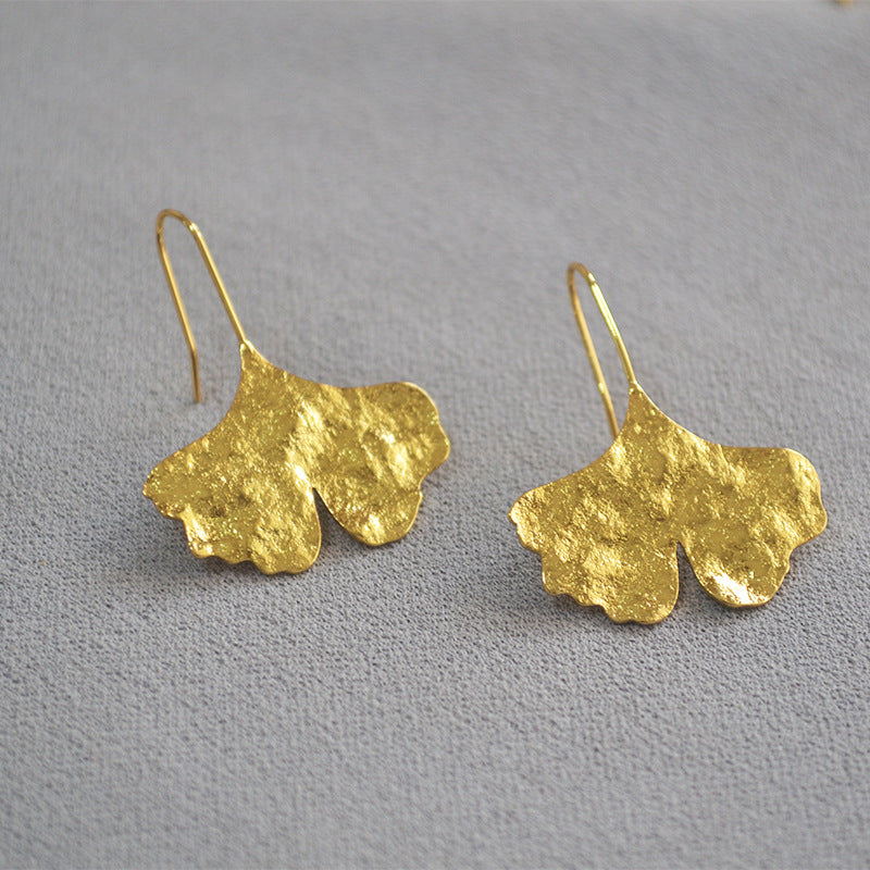 Oro Orecchino classico dal fascino senza tempo