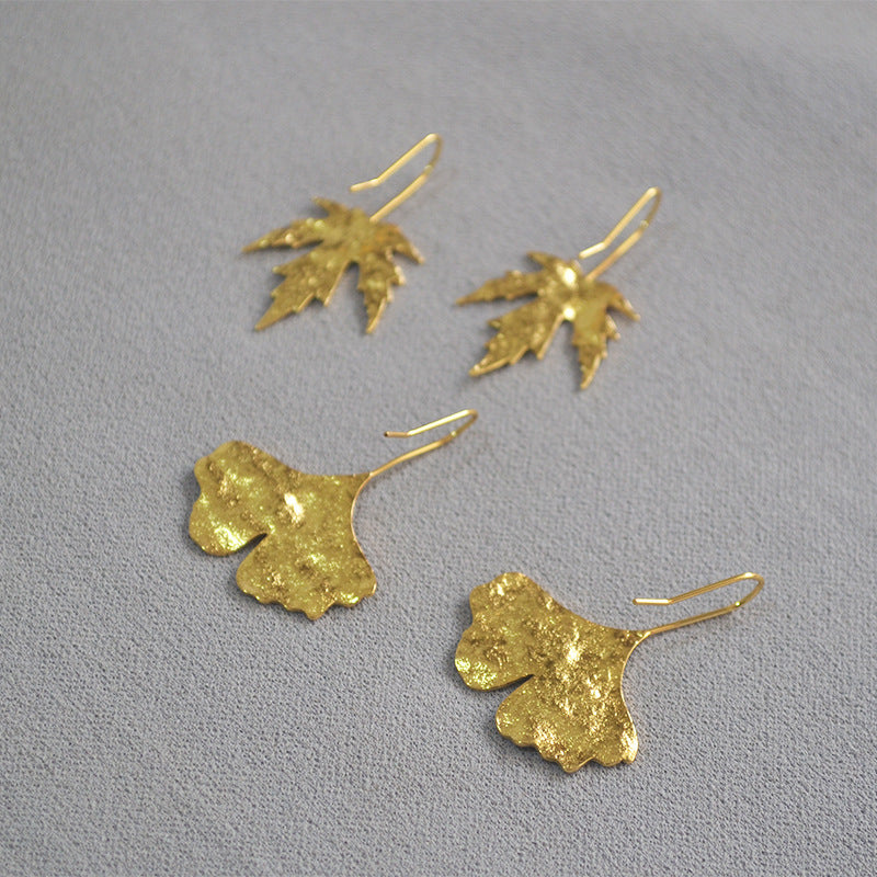 Oro Orecchino classico dal fascino senza tempo