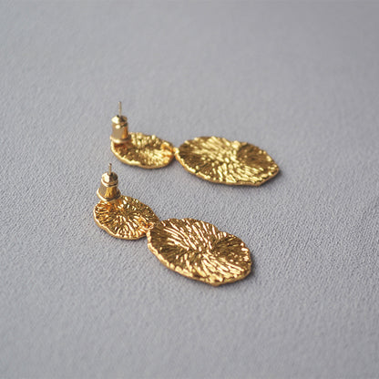 Argento Orecchino artigianale delicato