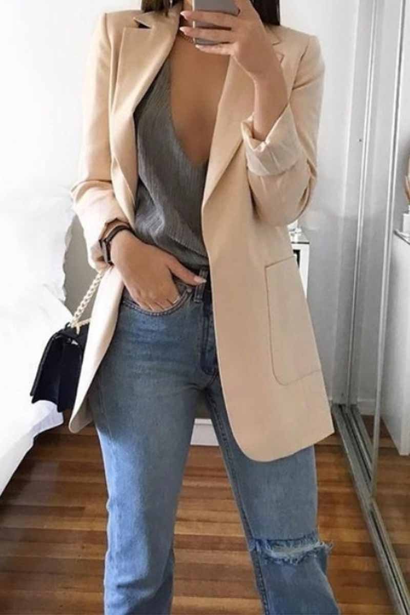 Vestito dal design classico