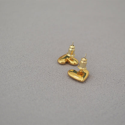 Oro Orecchino artigianale delicato