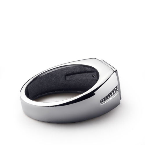 Anello classico dal fascino senza tempo