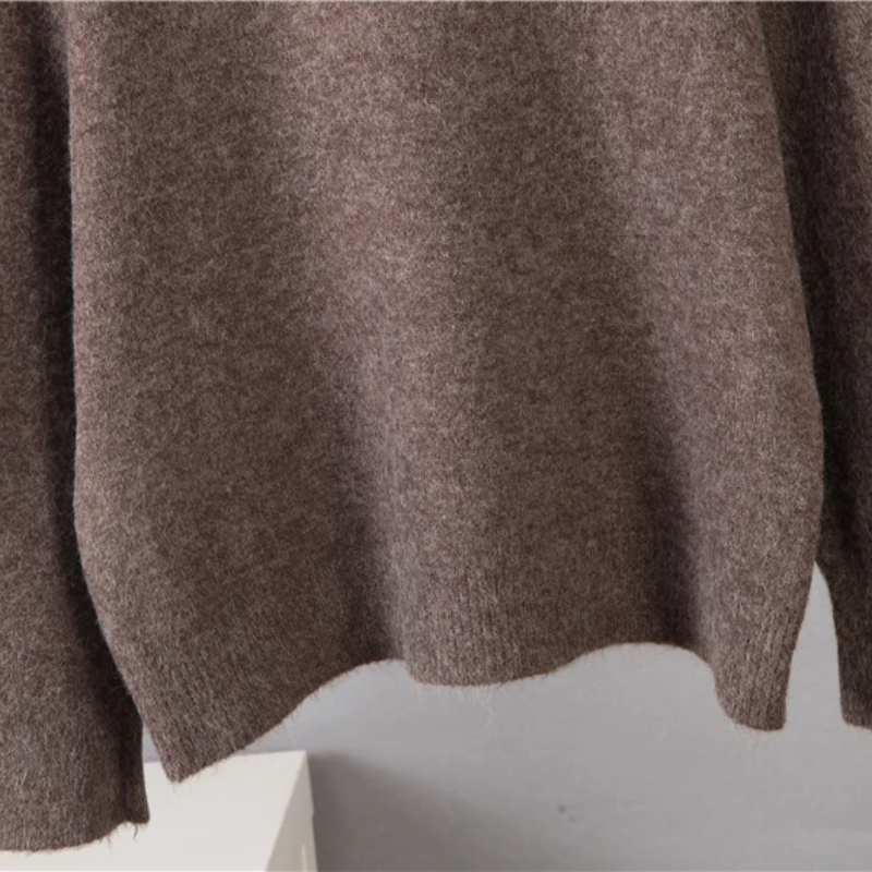 Maglione dal design curato