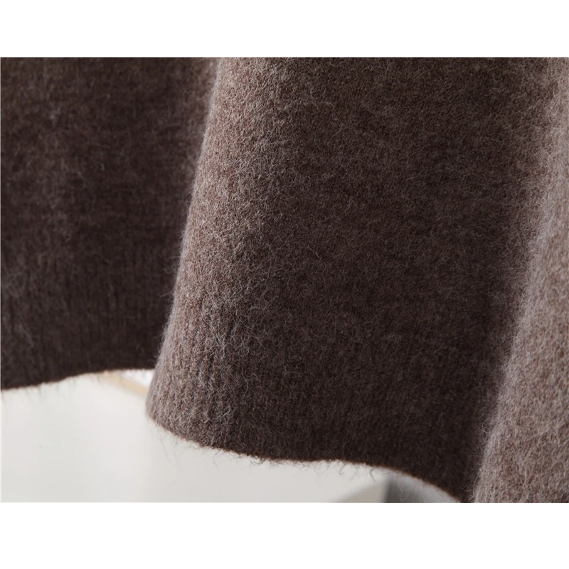 Maglione dal design curato