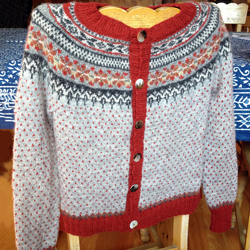 Vintage Icelandic Knitted Pattern Women's Sweater elevenforest
