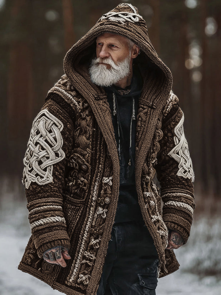 Cardigan dal design curato