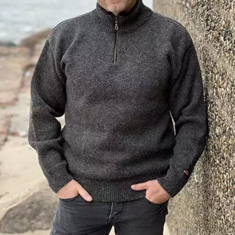 Maglione dal design classico