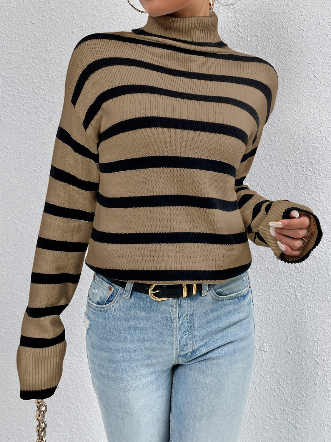 Raquel® | Modern and comfortable winter sweater