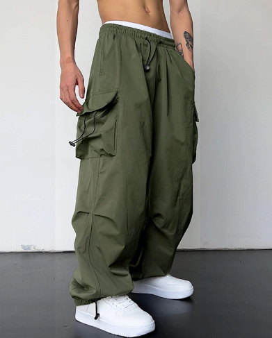 Pantaloni dal design classico