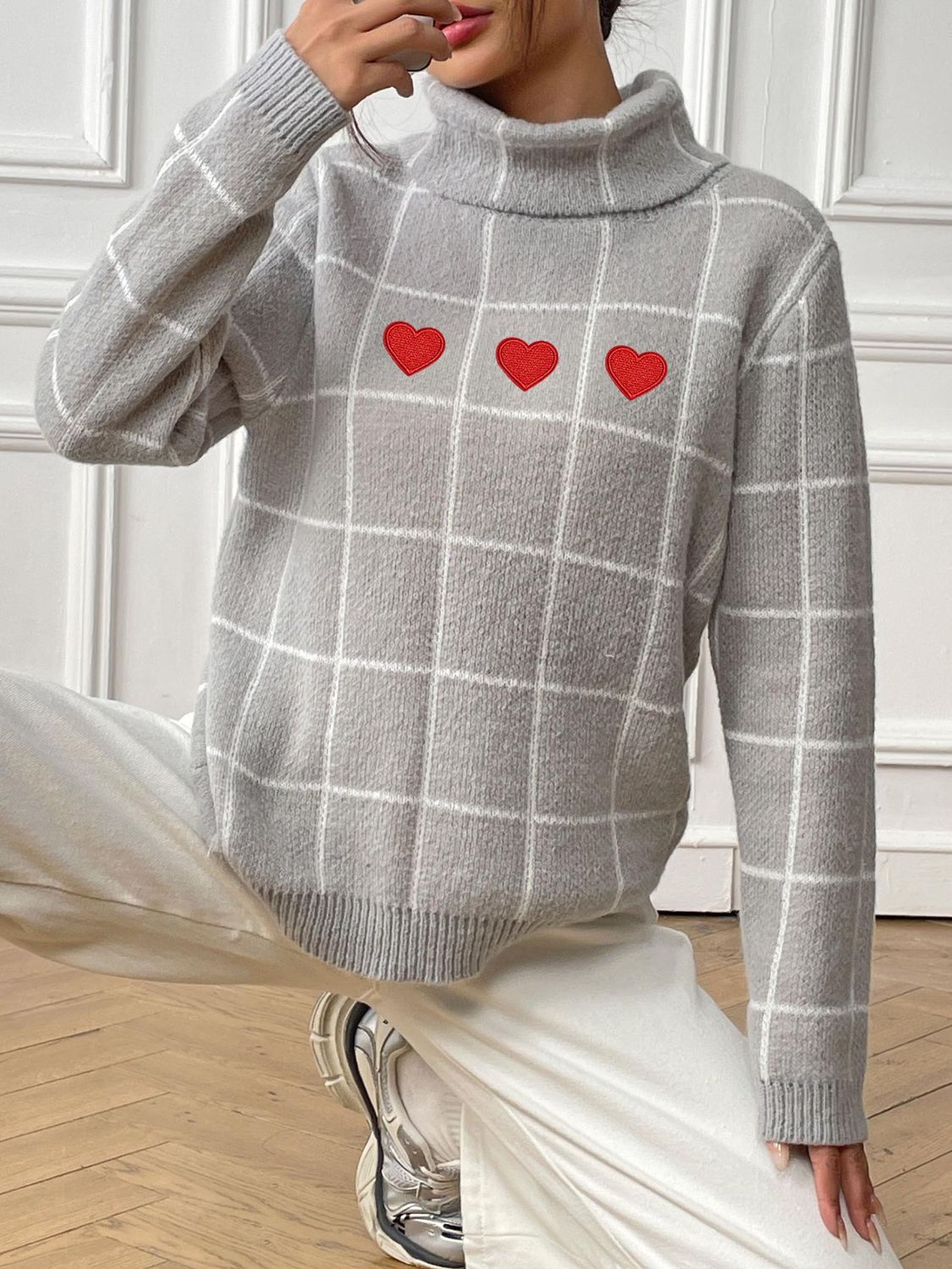 Marianna® | Long-sleeved turtleneck sweater with a heart-shaped check pattern