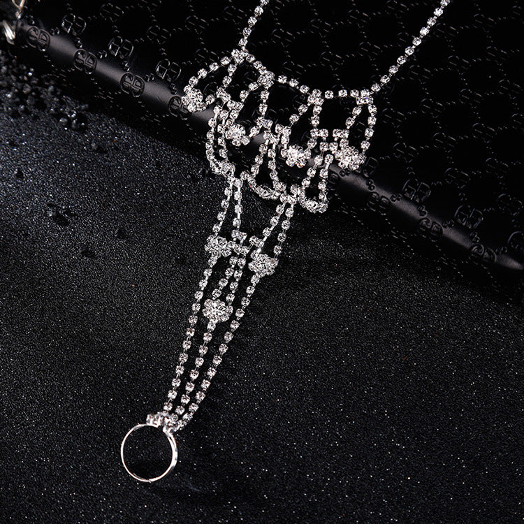 Cavigliera classico dal fascino senza tempo