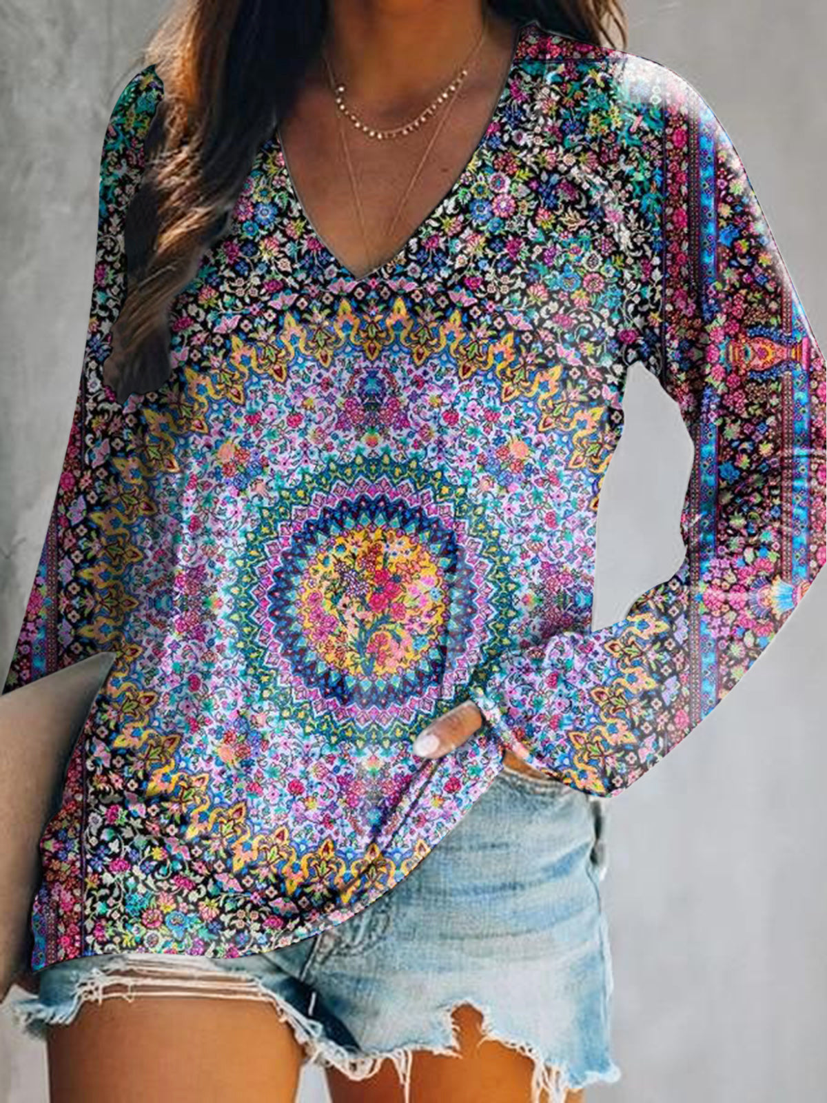 Women's Casual Vintage Ethnic Floral Art Print V Neck Long Sleeve Tops