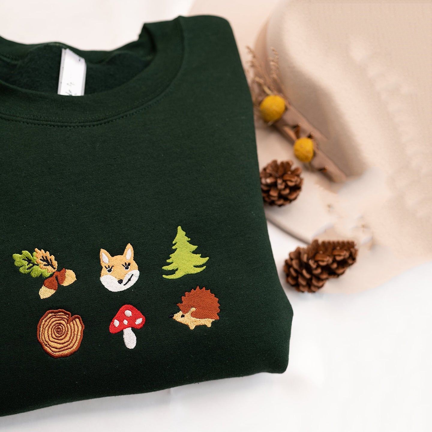 Women's Farm Animal Print Crew Neck Sweatshirt artswardrobe